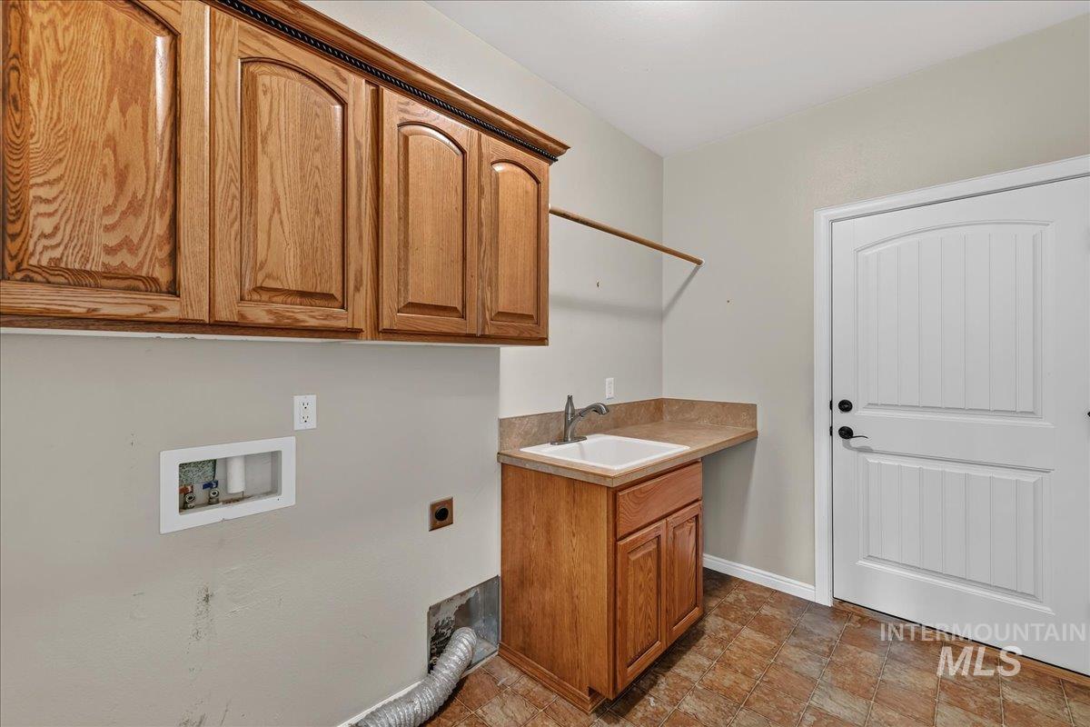 507 W. Briar Hill, Nampa, Idaho 83686, 3 Bedrooms, 2 Bathrooms, Residential For Sale, Price $447,000,MLS 98998403