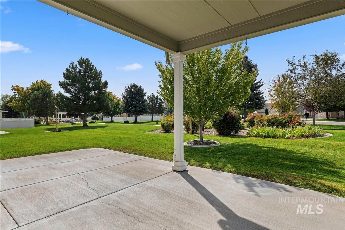 507 W. Briar Hill, Nampa, Idaho 83686, 3 Bedrooms, 2 Bathrooms, Residential For Sale, Price $447,000,MLS 98998403