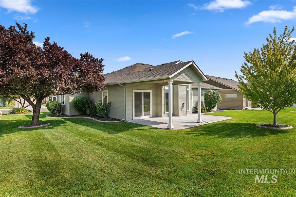 507 W. Briar Hill, Nampa, Idaho 83686, 3 Bedrooms, 2 Bathrooms, Residential For Sale, Price $447,000,MLS 98998403