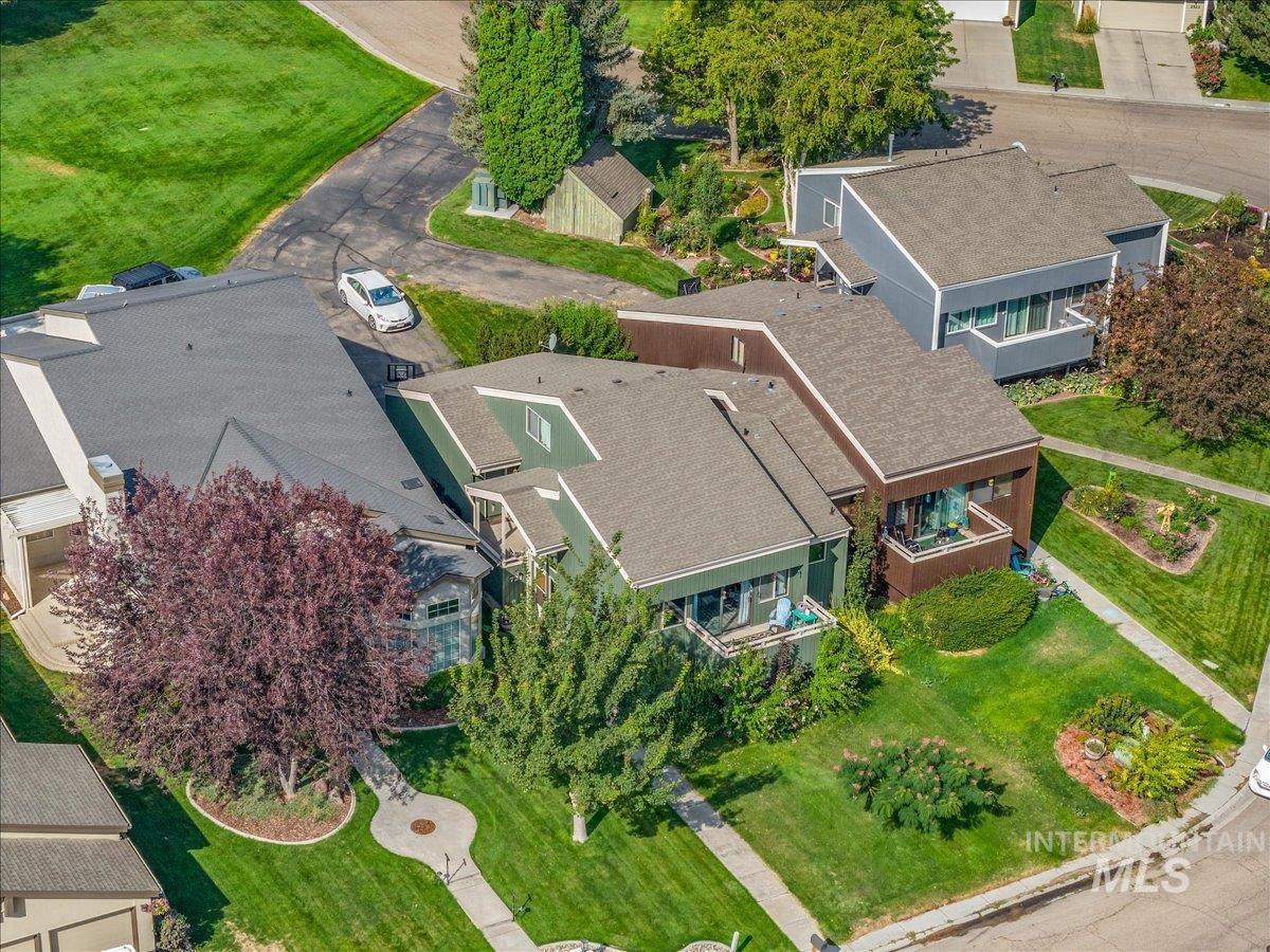 721 Parkside Way, Nampa, Idaho 83686, 3 Bedrooms, 2.5 Bathrooms, Residential For Sale, Price $385,000, 98998405