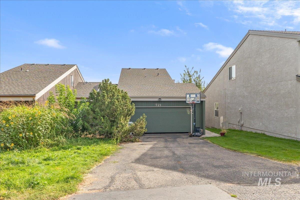 721 Parkside Way, Nampa, Idaho 83686, 3 Bedrooms, 2.5 Bathrooms, Residential For Sale, Price $385,000, 98998405