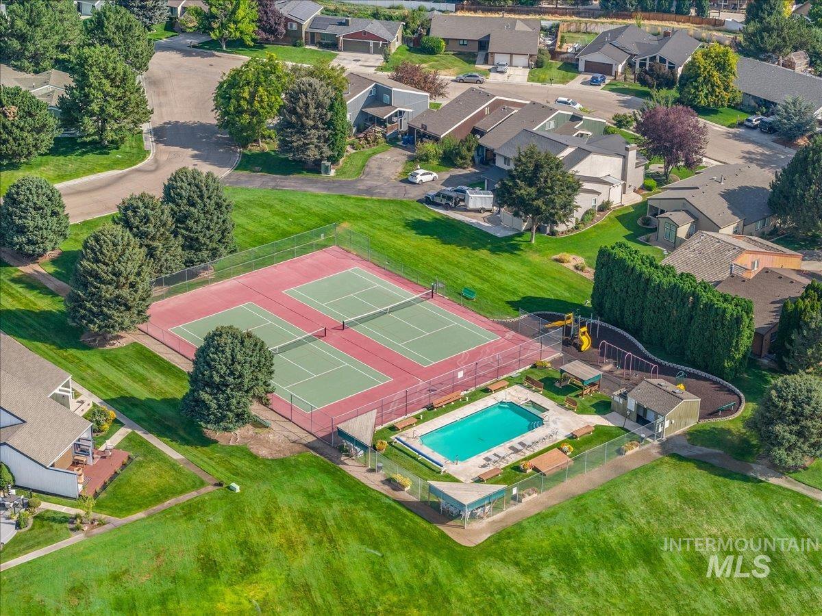 721 Parkside Way, Nampa, Idaho 83686, 3 Bedrooms, 2.5 Bathrooms, Residential For Sale, Price $385,000, 98998405