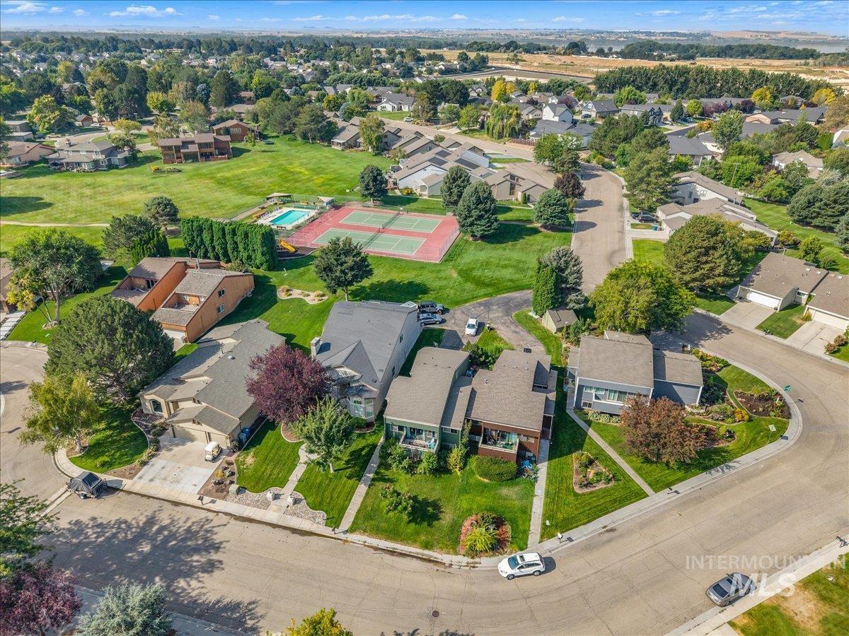 721 Parkside Way, Nampa, Idaho 83686, 3 Bedrooms, 2.5 Bathrooms, Residential For Sale, Price $385,000, 98998405