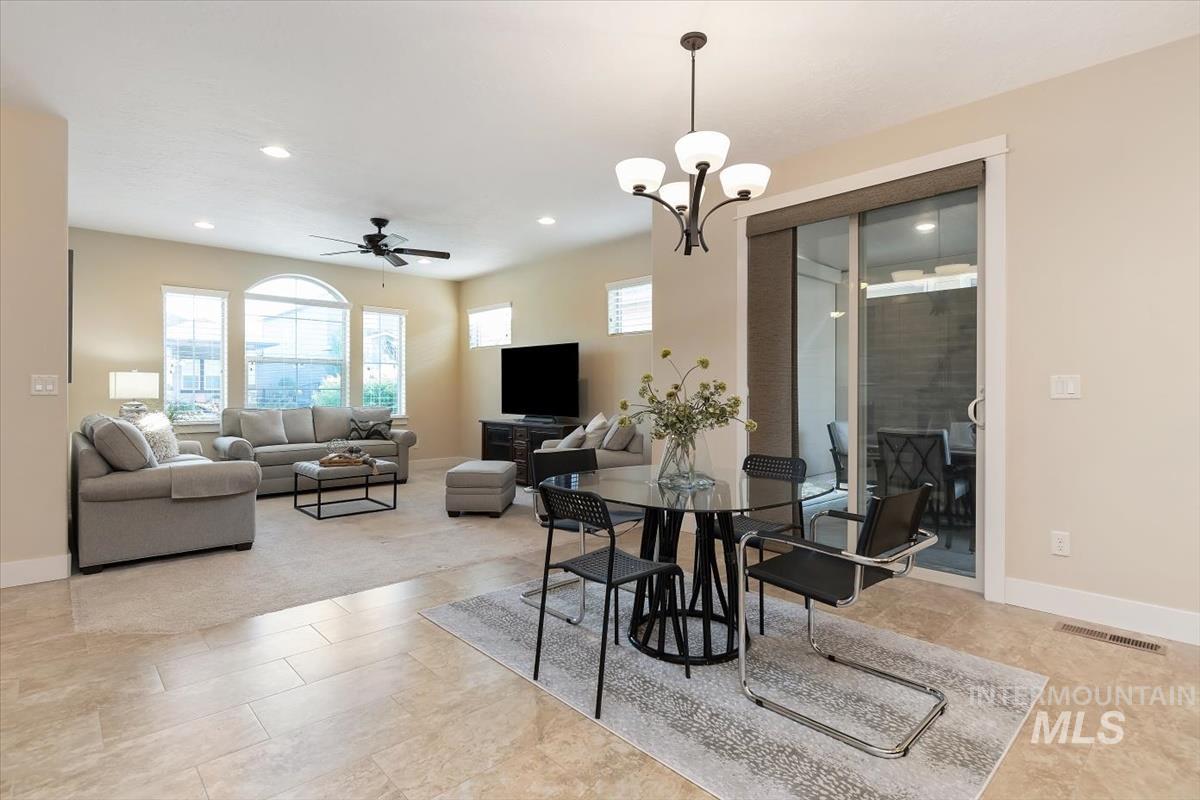 5945 W Beaufort Street, Boise, Idaho 83714, 4 Bedrooms, 2.5 Bathrooms, Residential For Sale, Price $575,000,MLS 98998407