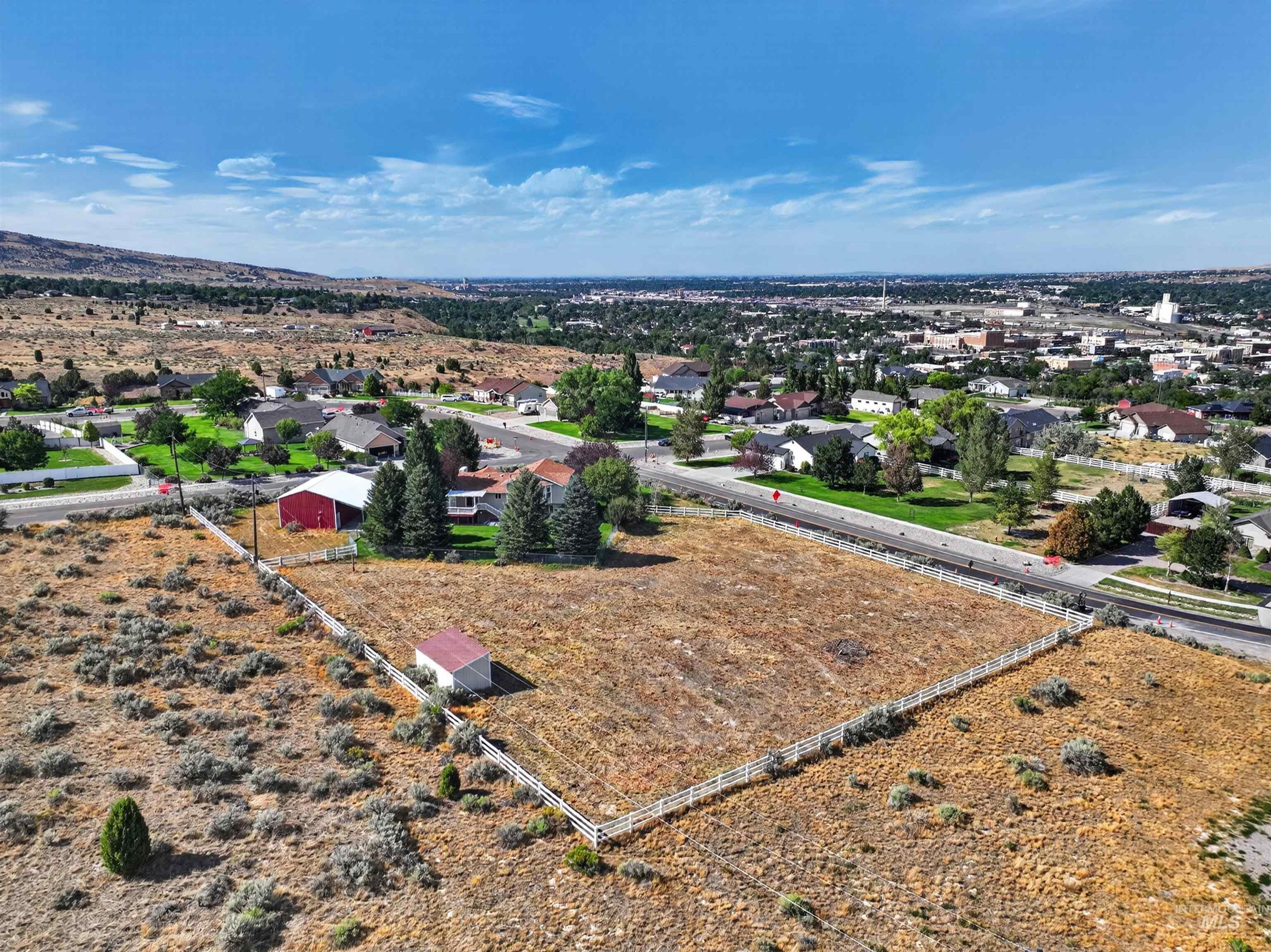 1153 City Creek, Pocatello, Idaho 83204, 4 Bedrooms, 3 Bathrooms, Residential For Sale, Price $575,500,MLS 98998408