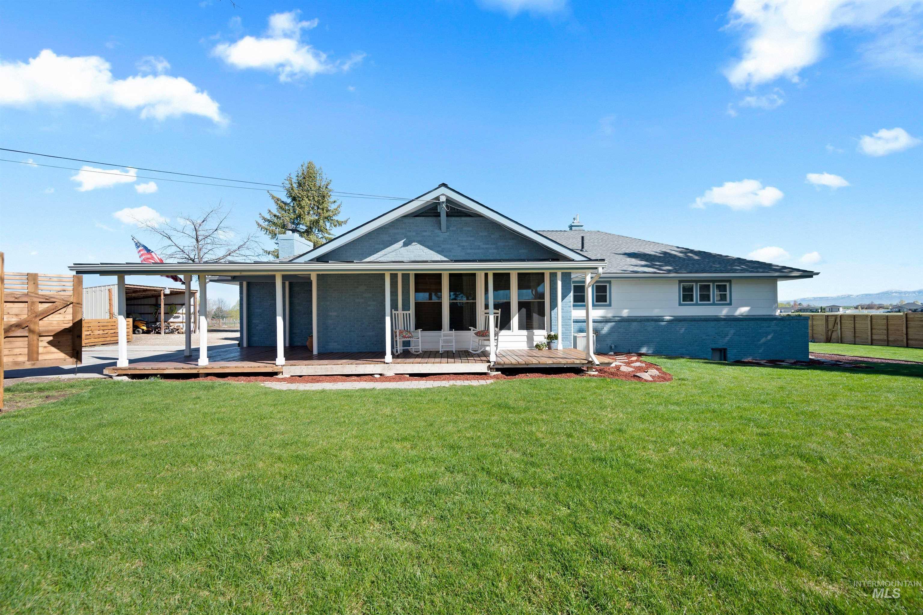 7816 E Victory, Nampa, Idaho 83687, 3 Bedrooms, 2 Bathrooms, Residential Income For Sale, Price $699,900, 98998410