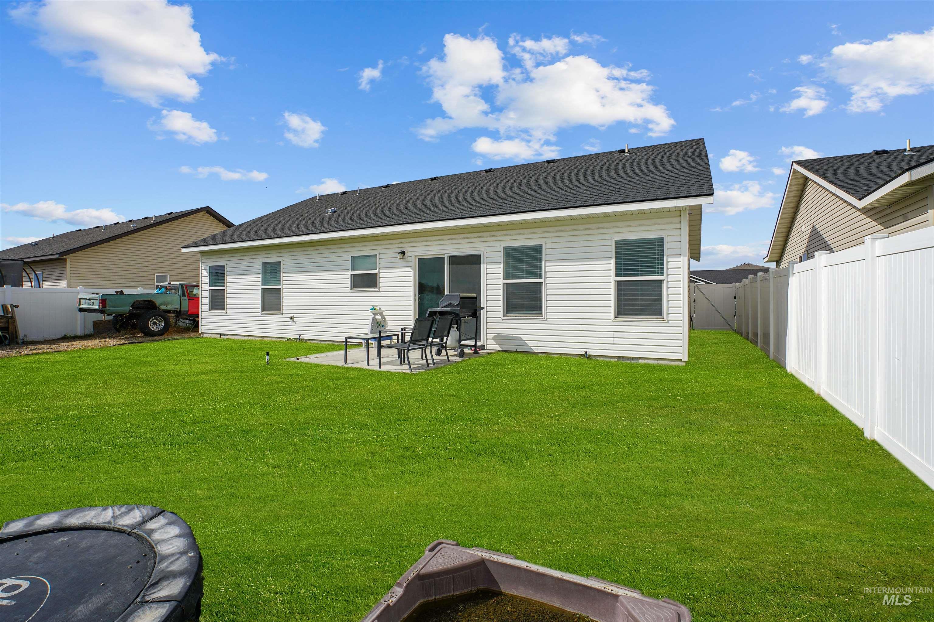 1009 Magnolia St, Burley, Idaho 83318, 3 Bedrooms, 2 Bathrooms, Residential For Sale, Price $315,000, 98998411