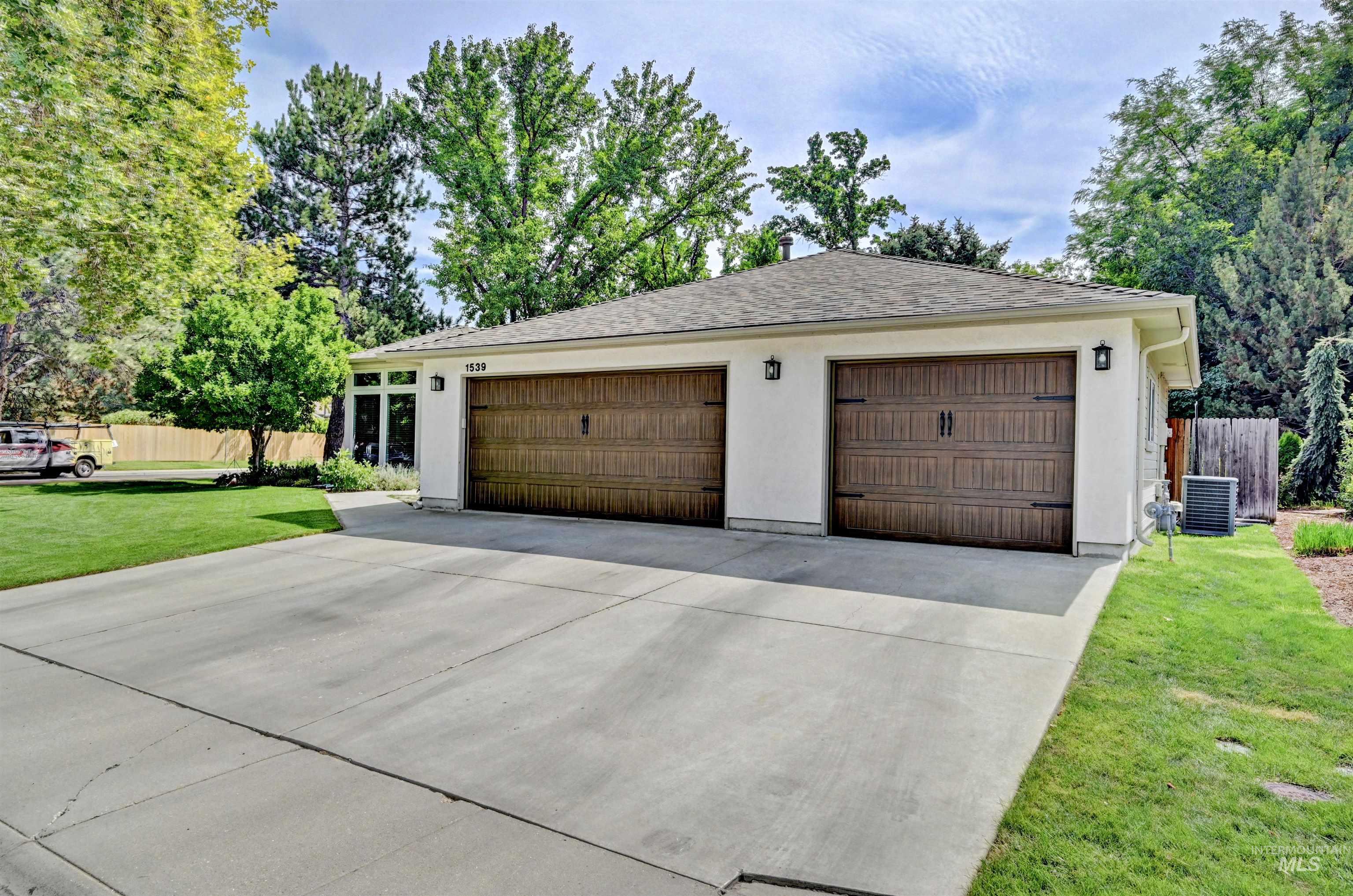 1539 E Spinnaker Court, Boise, Idaho 83706, 4 Bedrooms, 2 Bathrooms, Residential For Sale, Price $925,000, 98998412
