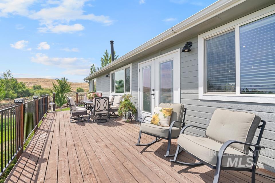 3820 Dundee Dr., New Plymouth, Idaho 83655, 5 Bedrooms, 3 Bathrooms, Residential For Sale, Price $1,300,000,MLS 98998413