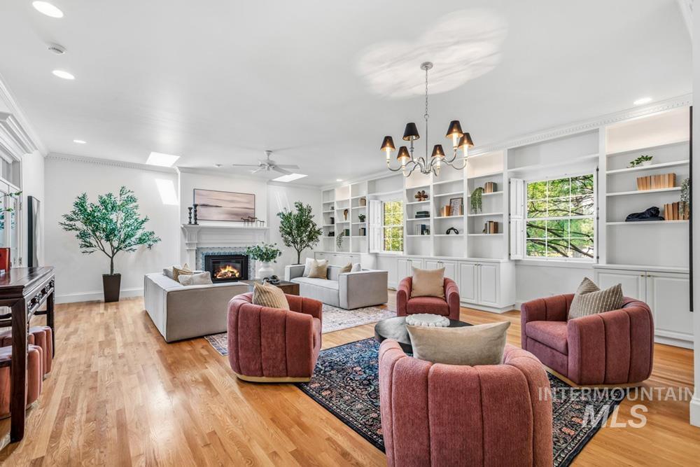 121 W Main St, Boise, Idaho 83702, 5 Bedrooms, 3.5 Bathrooms, Residential For Sale, Price $1,980,000,MLS 98998414