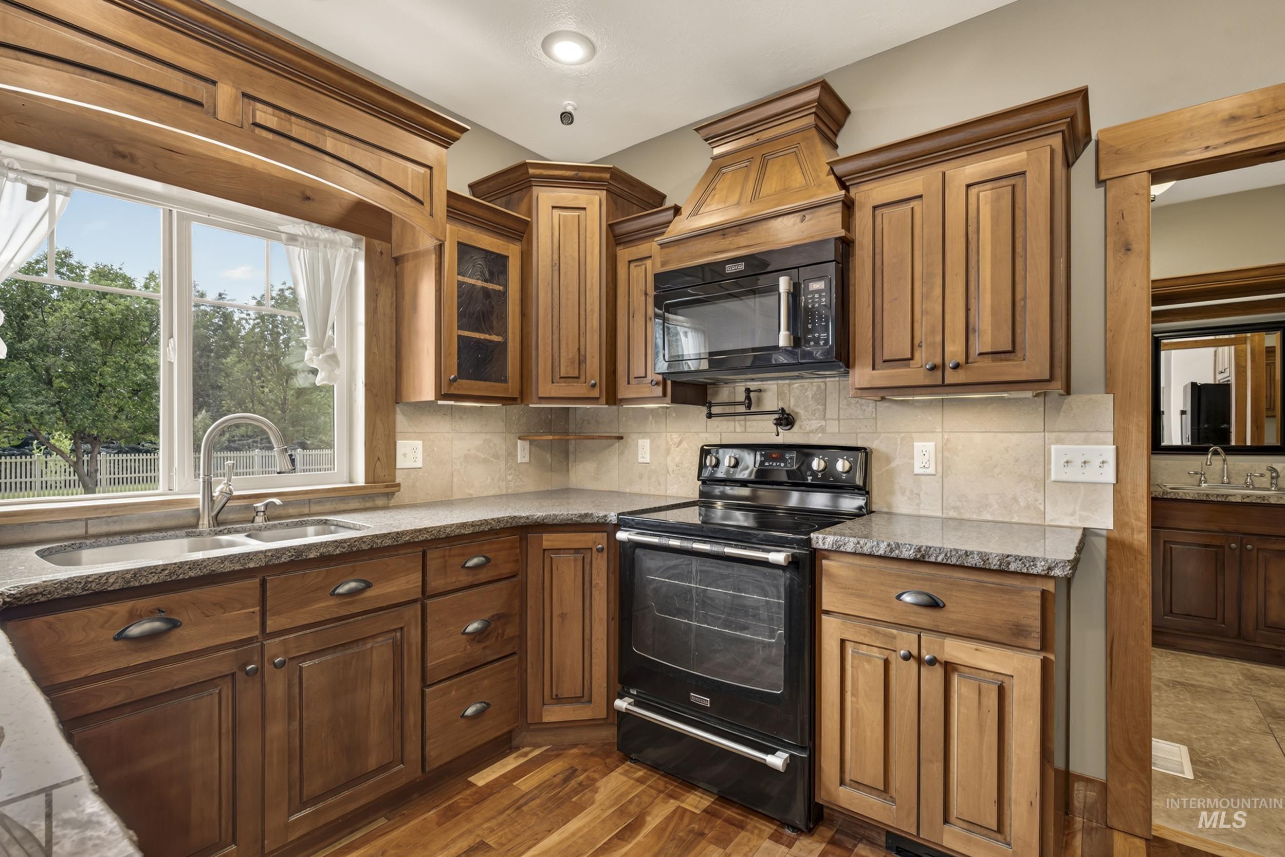 183 W 265 N, Blackfoot, Idaho 83221, 4 Bedrooms, 3 Bathrooms, Residential For Sale, Price $920,000,MLS 98998415