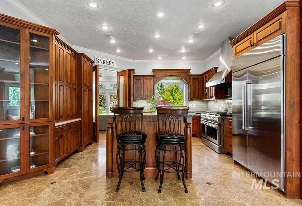 7061 N Penncross Way, Meridian, Idaho 83646, 5 Bedrooms, 4.5 Bathrooms, Residential For Sale, Price $1,699,000,MLS 98998417