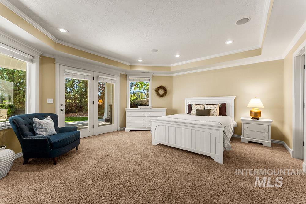 7061 N Penncross Way, Meridian, Idaho 83646, 5 Bedrooms, 4.5 Bathrooms, Residential For Sale, Price $1,699,000,MLS 98998417