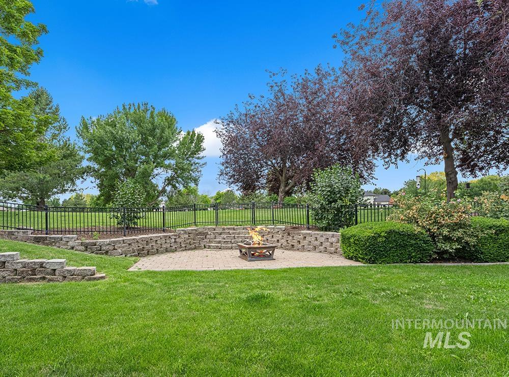 7061 N Penncross Way, Meridian, Idaho 83646, 5 Bedrooms, 4.5 Bathrooms, Residential For Sale, Price $1,699,000,MLS 98998417