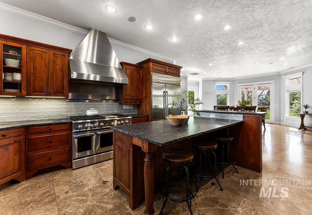 7061 N Penncross Way, Meridian, Idaho 83646, 5 Bedrooms, 4.5 Bathrooms, Residential For Sale, Price $1,699,000,MLS 98998417