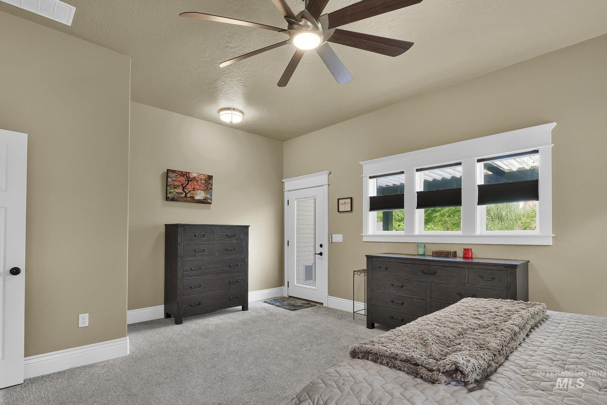 4028 N Quenzer Way, Meridian, Idaho 83646, 4 Bedrooms, 2.5 Bathrooms, Residential For Sale, Price $825,000, 98998418