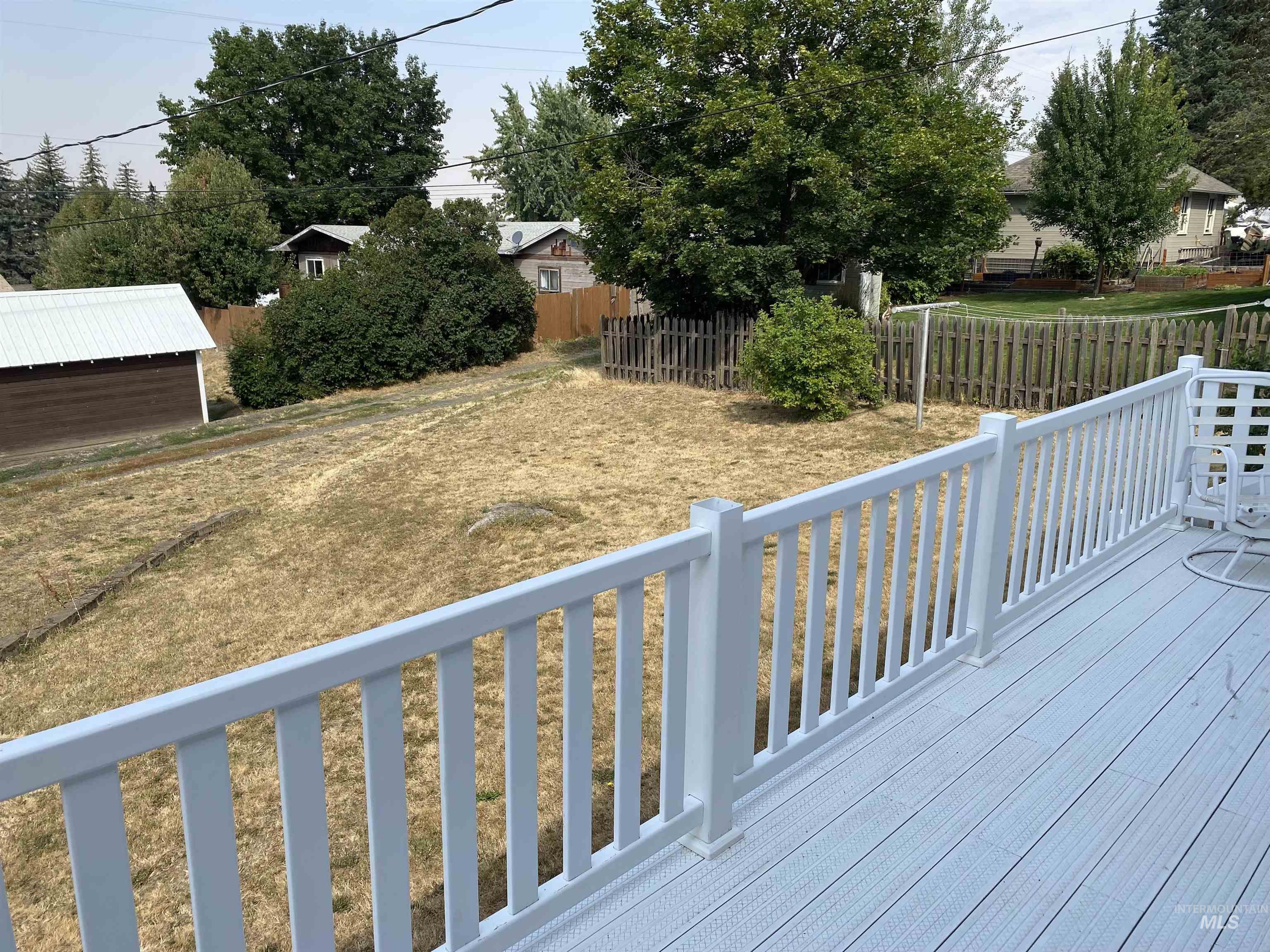220 Cedar Street, Potlatch, Idaho 83855, 3 Bedrooms, 1 Bathroom, Residential For Sale, Price $449,000, 98998421