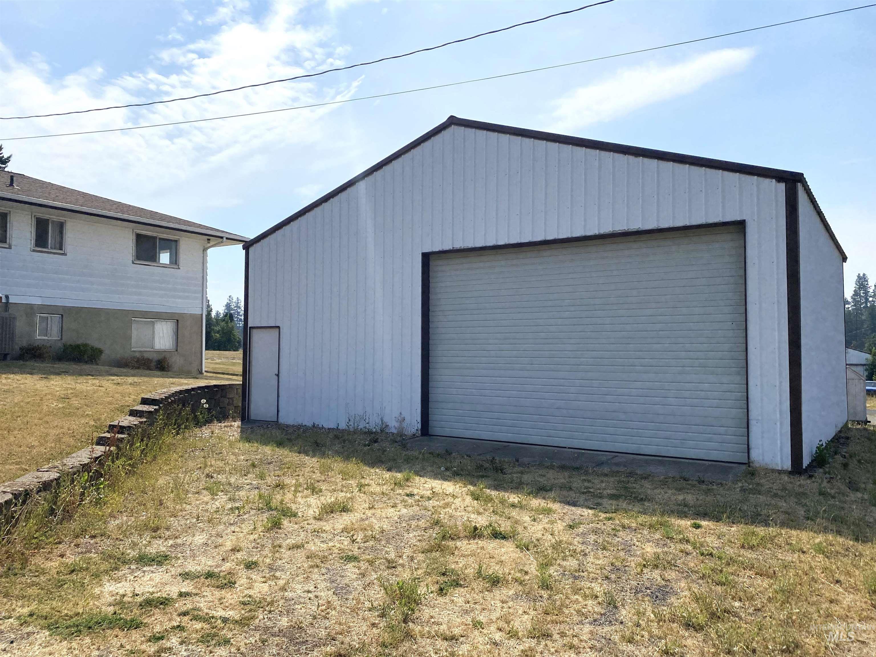 220 Cedar Street, Potlatch, Idaho 83855, 3 Bedrooms, 1 Bathroom, Residential For Sale, Price $449,000, 98998421