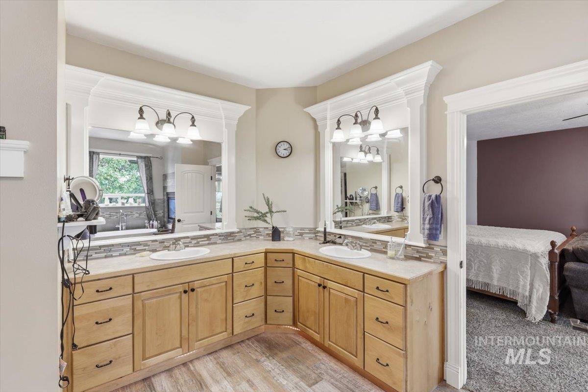 3685 E Indian Trail Lane, Kuna, Idaho 83634, 5 Bedrooms, 4 Bathrooms, Residential For Sale, Price $1,800,000,MLS 98998422