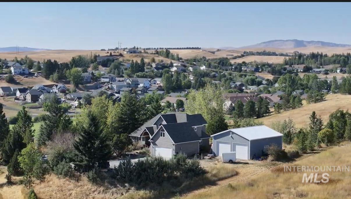 920 Public Ave, Moscow, Idaho 83843, 3 Bedrooms, 2.5 Bathrooms, Residential For Sale, Price $743,000,MLS 98998426