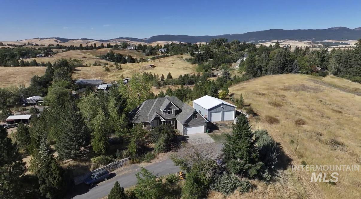 920 Public Ave, Moscow, Idaho 83843, 3 Bedrooms, 2.5 Bathrooms, Residential For Sale, Price $743,000,MLS 98998426