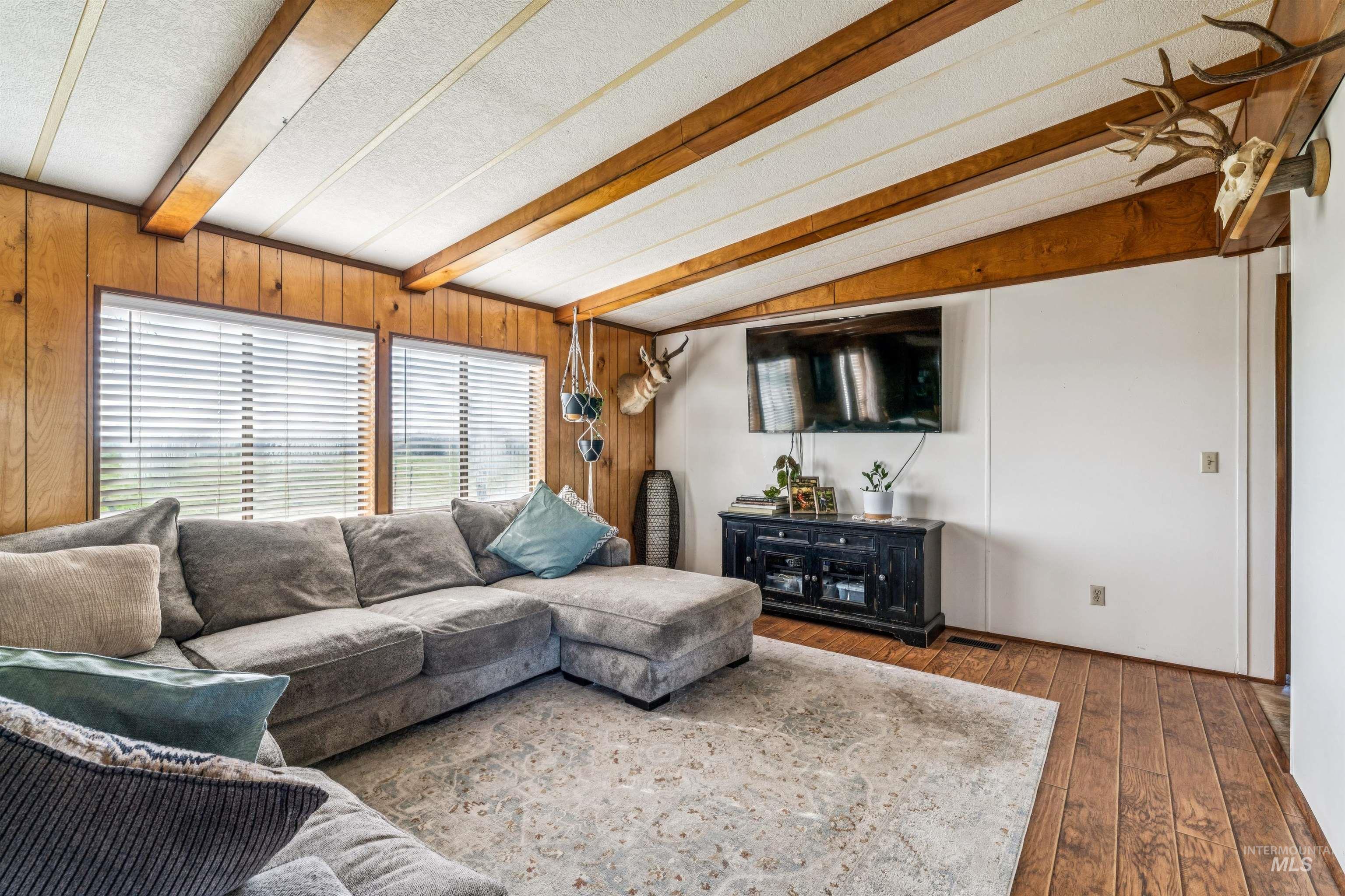 1050 NW 10th Ave, Payette, Idaho 83661, 3 Bedrooms, 2 Bathrooms, Residential For Sale, Price $515,000, 98998428
