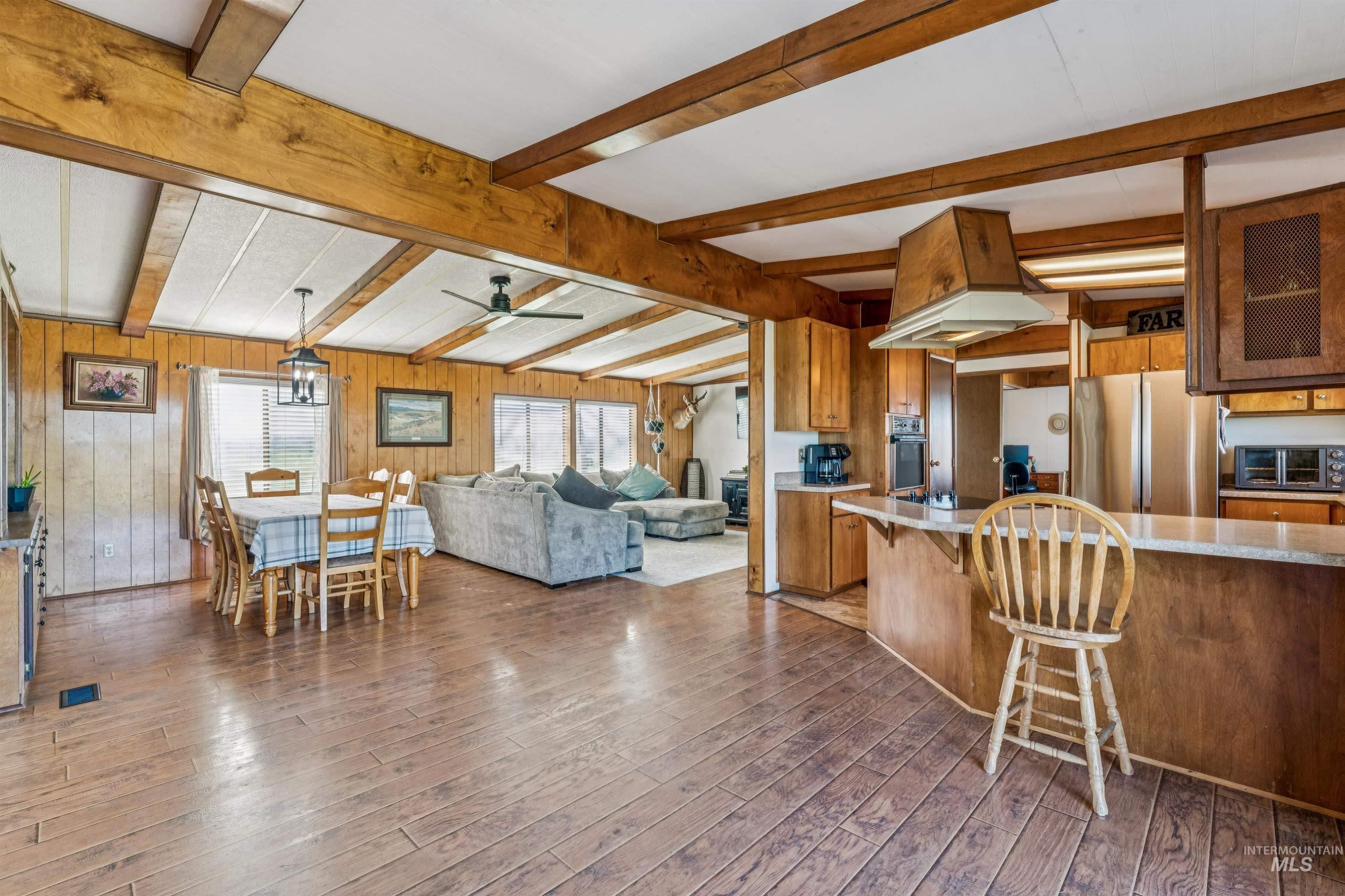 1050 NW 10th Ave, Payette, Idaho 83661, 3 Bedrooms, 2 Bathrooms, Residential For Sale, Price $515,000, 98998428