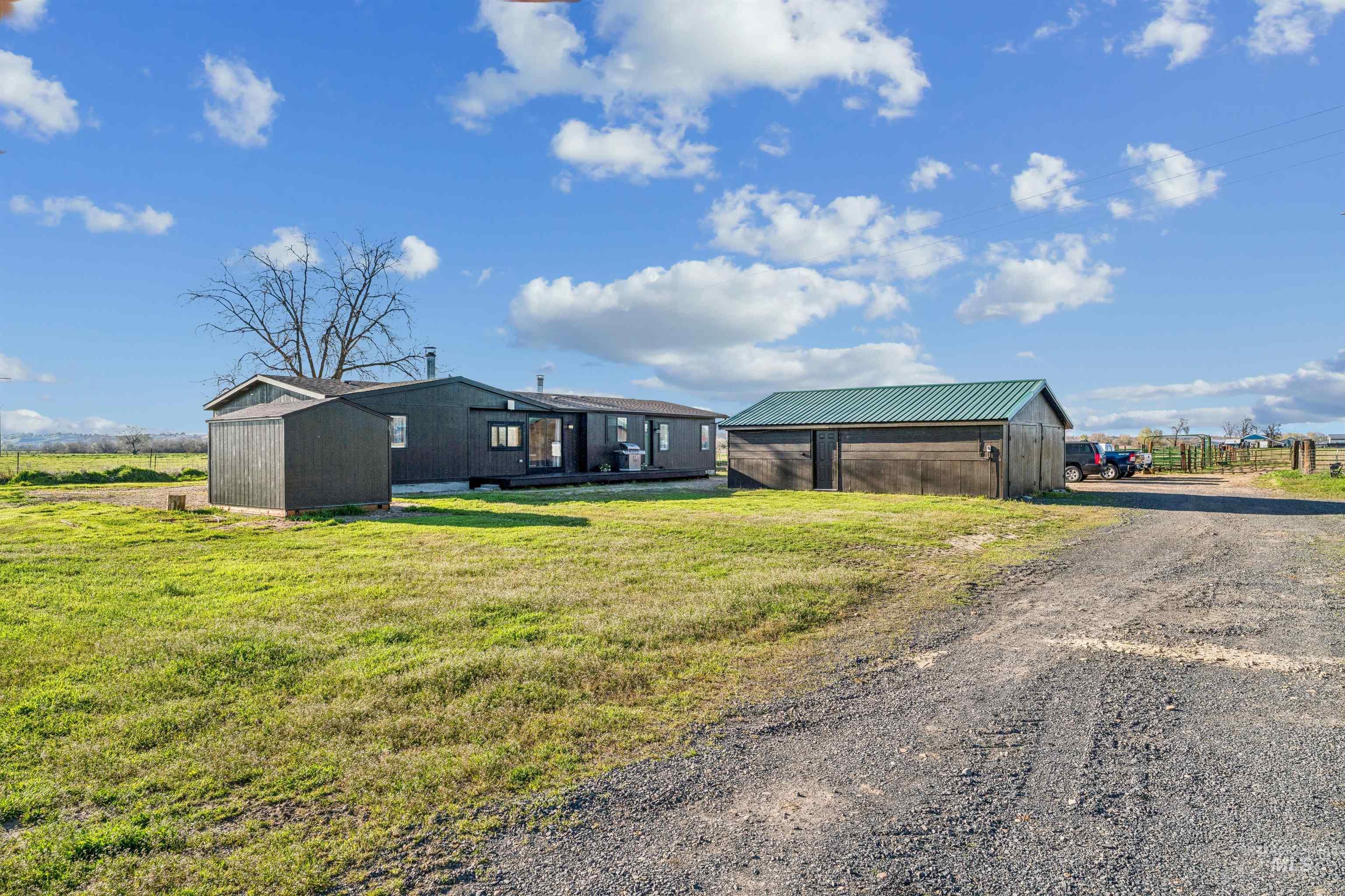 1050 NW 10th Ave, Payette, Idaho 83661, 3 Bedrooms, 2 Bathrooms, Residential For Sale, Price $515,000, 98998428