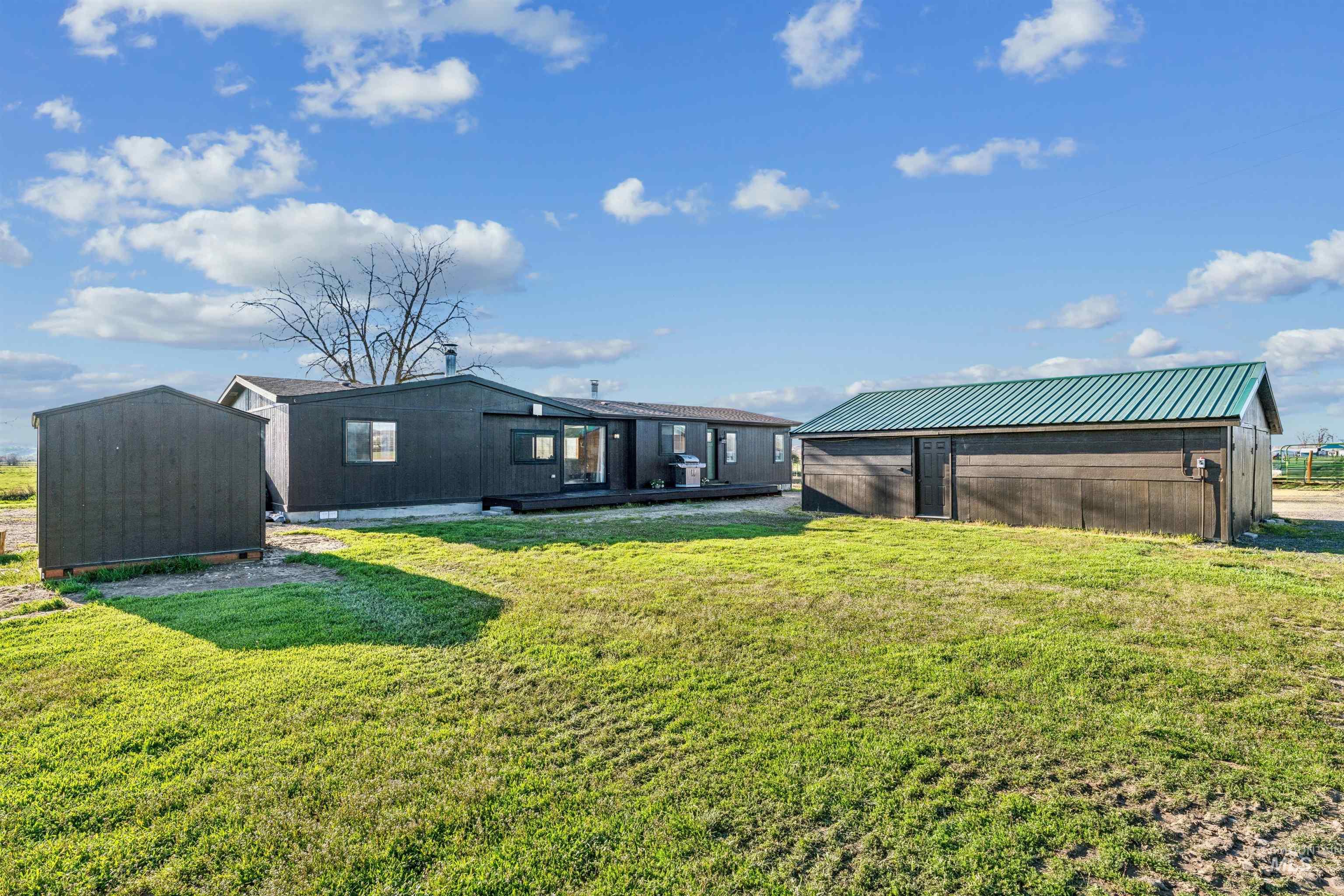 1050 NW 10th Ave, Payette, Idaho 83661, 3 Bedrooms, 2 Bathrooms, Residential For Sale, Price $515,000, 98998428