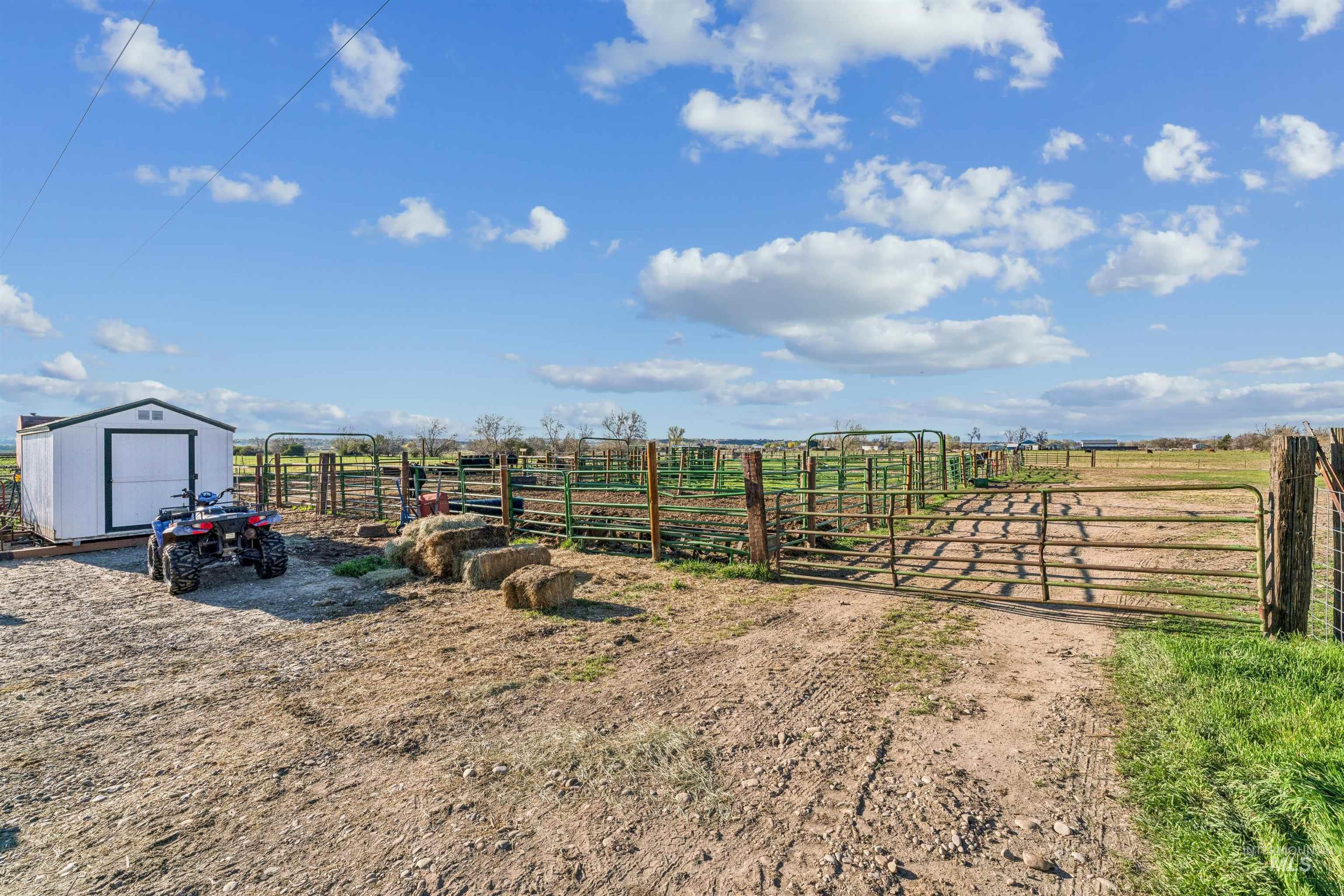 1050 NW 10th Ave, Payette, Idaho 83661, 3 Bedrooms, 2 Bathrooms, Residential For Sale, Price $515,000, 98998428