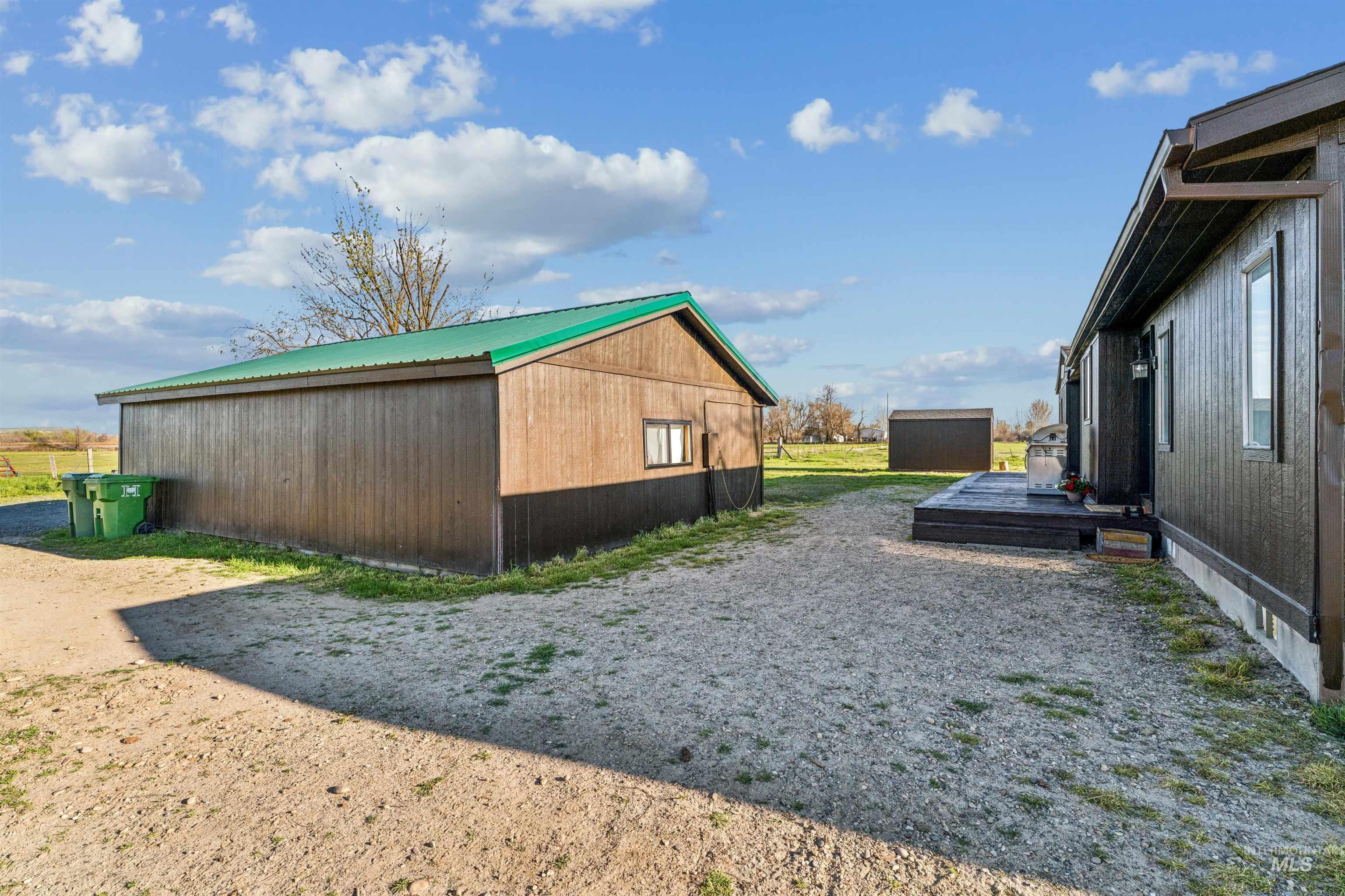 1050 NW 10th Ave, Payette, Idaho 83661, 3 Bedrooms, 2 Bathrooms, Residential For Sale, Price $515,000, 98998428