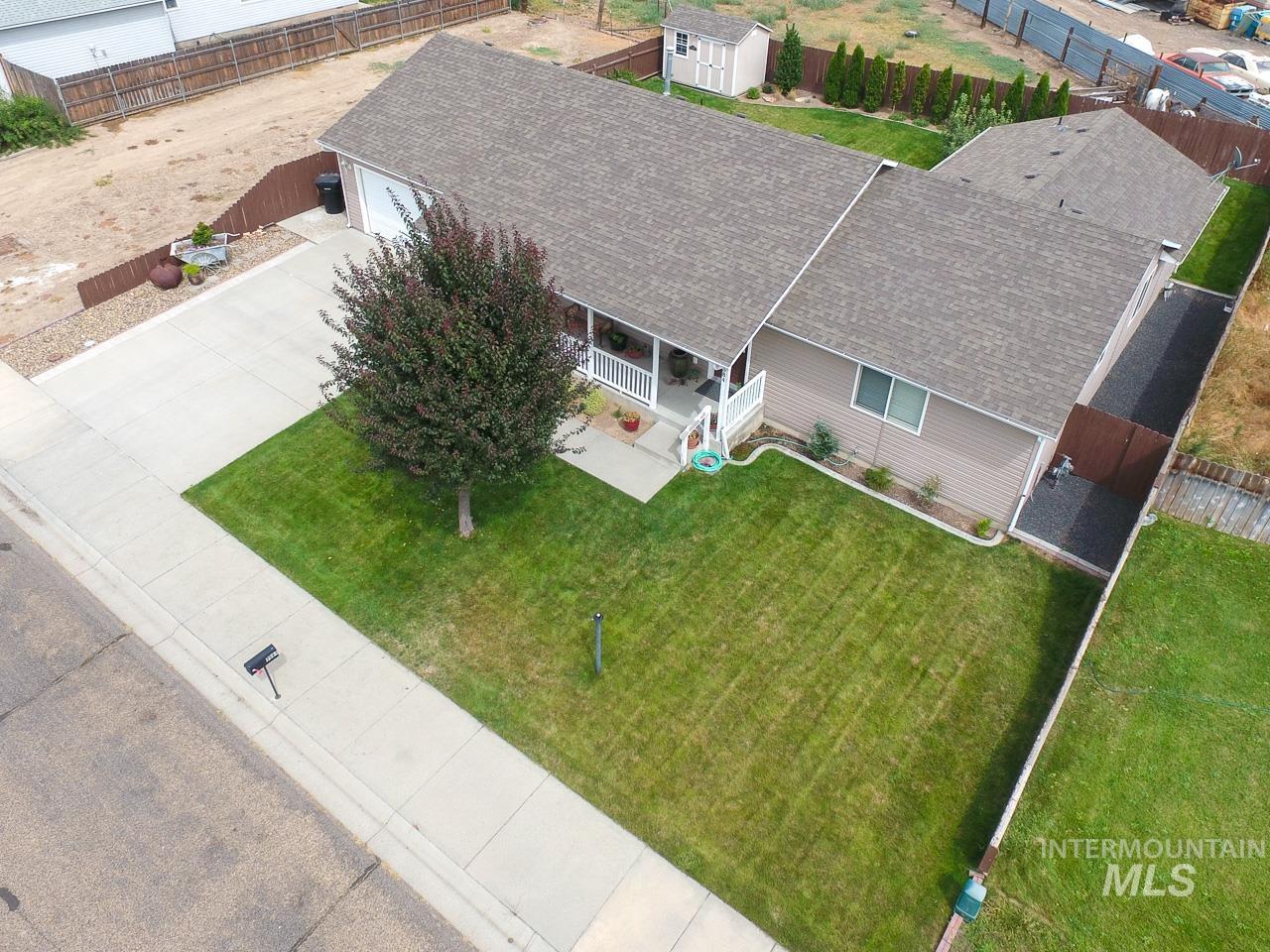 2584 W 8th St, Weiser, Idaho 83672, 3 Bedrooms, 2 Bathrooms, Residential For Sale, Price $375,000,MLS 98998435