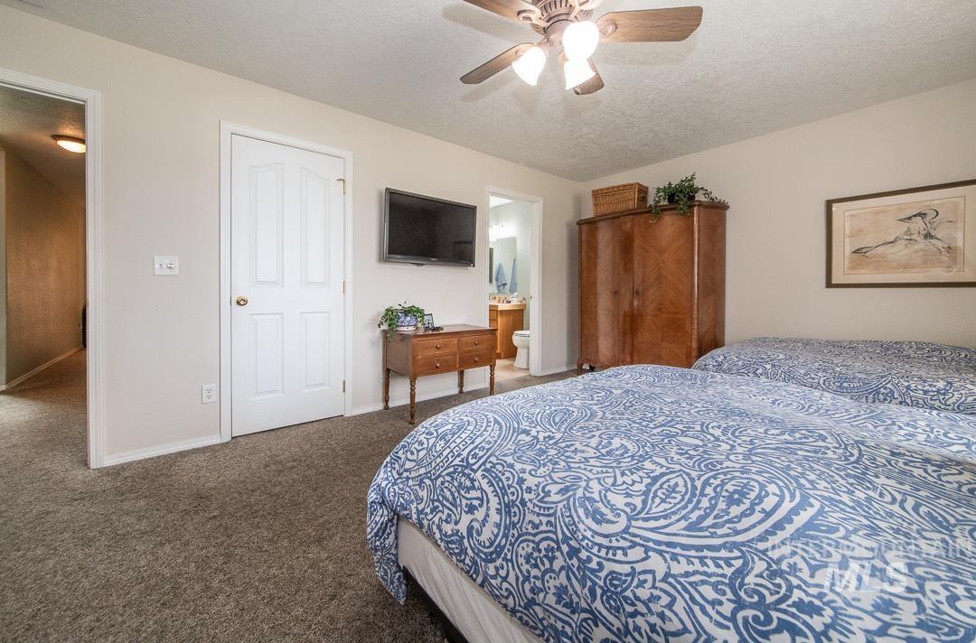 2584 W 8th St, Weiser, Idaho 83672, 3 Bedrooms, 2 Bathrooms, Residential For Sale, Price $375,000,MLS 98998435
