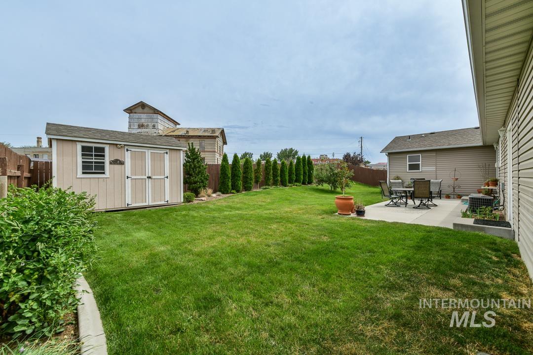 2584 W 8th St, Weiser, Idaho 83672, 3 Bedrooms, 2 Bathrooms, Residential For Sale, Price $375,000,MLS 98998435
