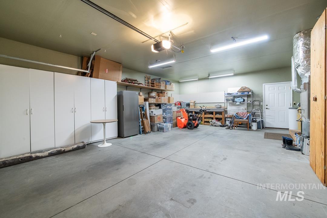 2584 W 8th St, Weiser, Idaho 83672, 3 Bedrooms, 2 Bathrooms, Residential For Sale, Price $375,000,MLS 98998435