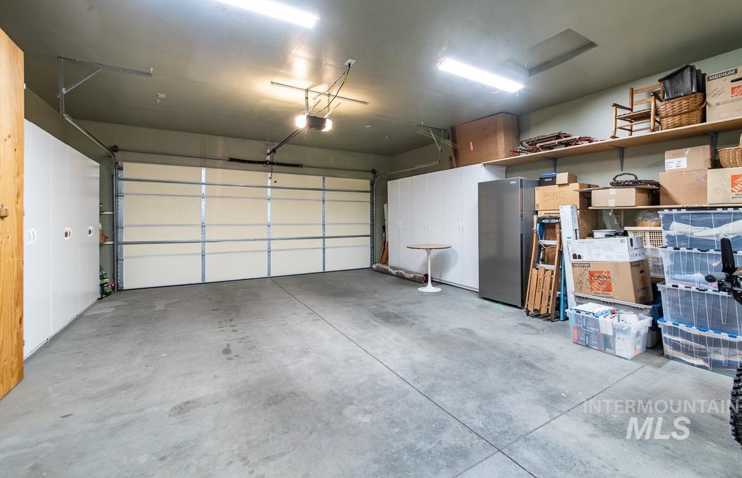 2584 W 8th St, Weiser, Idaho 83672, 3 Bedrooms, 2 Bathrooms, Residential For Sale, Price $375,000,MLS 98998435