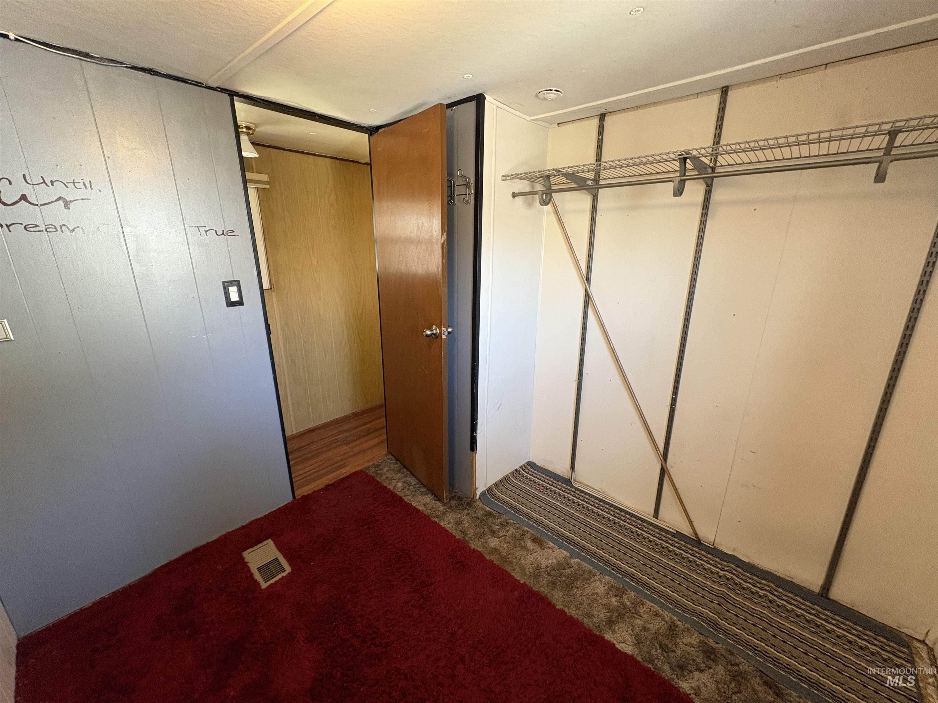 1265 Elm Street, Clarkston, Washington 99403, 2 Bedrooms, 1 Bathroom, Residential For Sale, Price $30,000,MLS 98998441