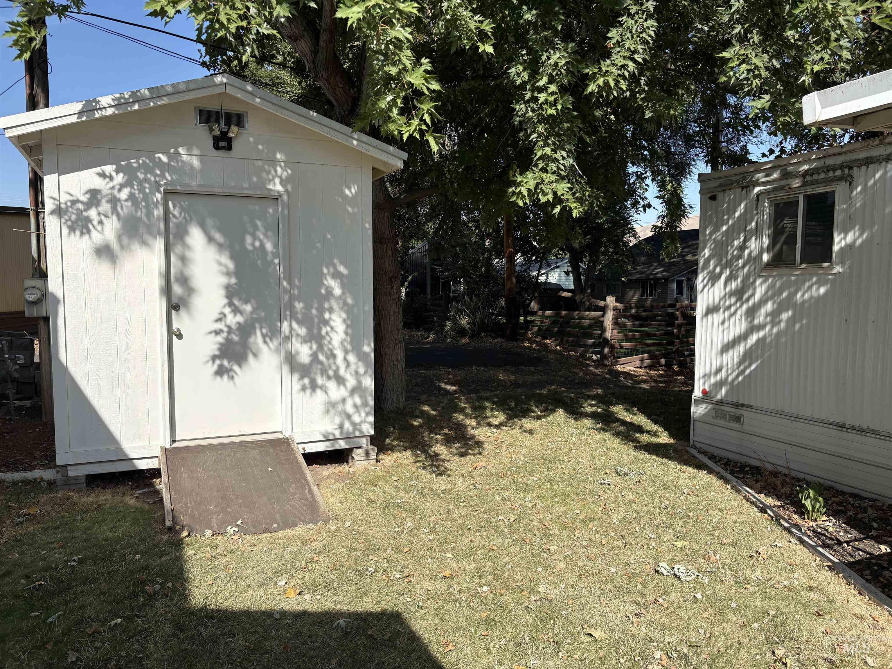 1265 Elm Street, Clarkston, Washington 99403, 2 Bedrooms, 1 Bathroom, Residential For Sale, Price $30,000,MLS 98998441
