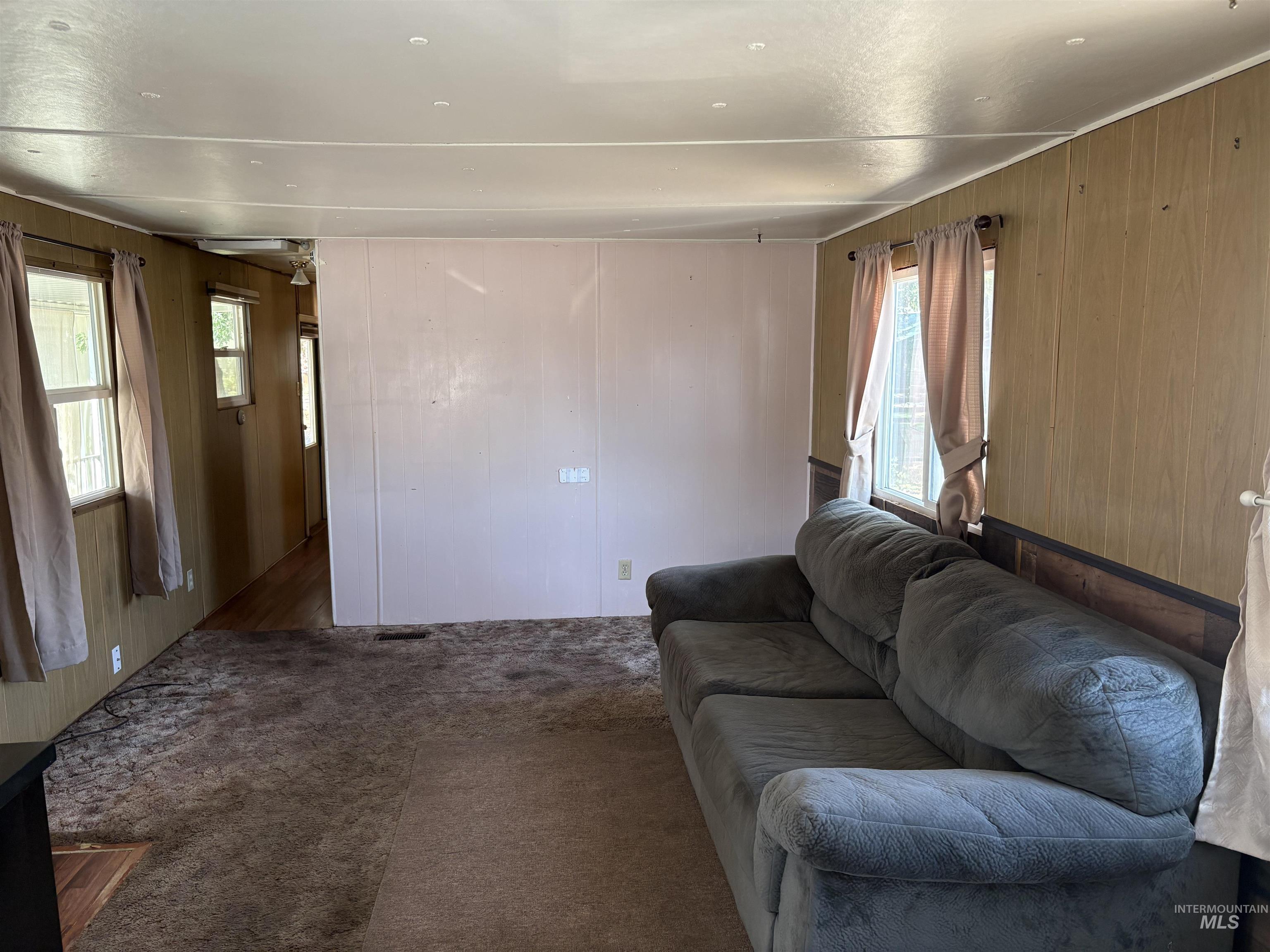 1265 Elm Street, Clarkston, Washington 99403, 2 Bedrooms, 1 Bathroom, Residential For Sale, Price $30,000,MLS 98998441