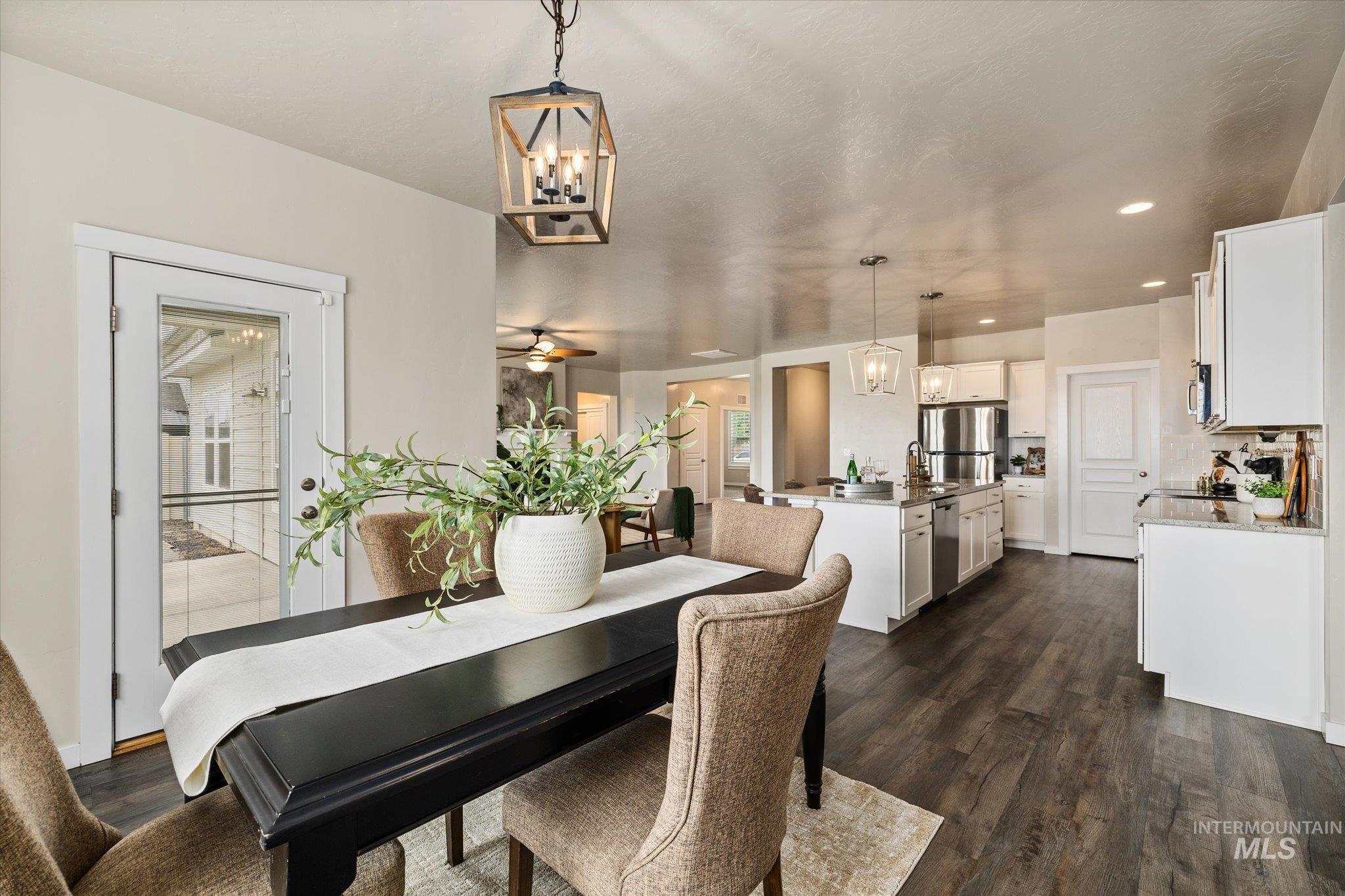 11883 W Trailheights, Star, Idaho 83669, 4 Bedrooms, 2 Bathrooms, Residential For Sale, Price $610,000,MLS 98998466