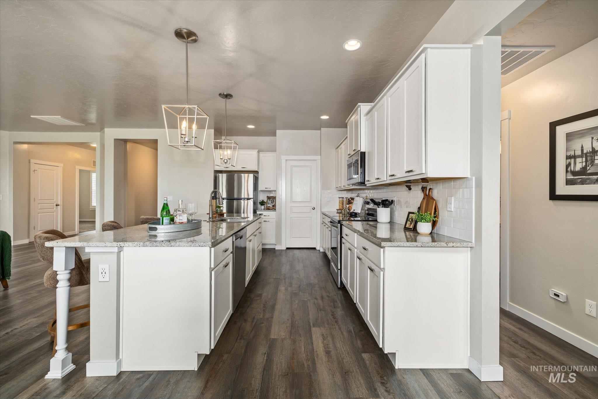 11883 W Trailheights, Star, Idaho 83669, 4 Bedrooms, 2 Bathrooms, Residential For Sale, Price $610,000,MLS 98998466