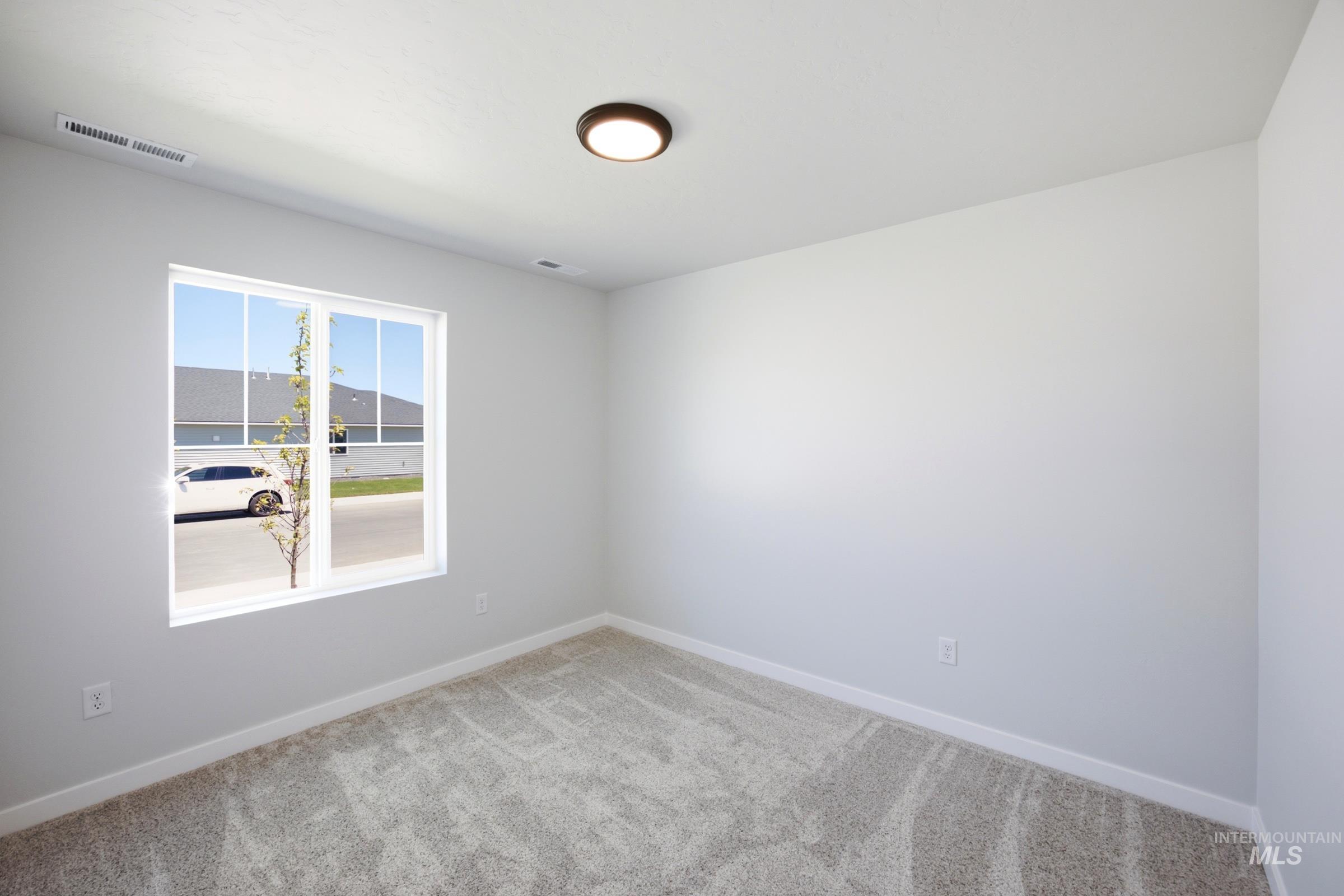 673 W Novak Dr, Emmett, Idaho 83617, 3 Bedrooms, 2 Bathrooms, Residential For Sale, Price $399,990,MLS 98998478