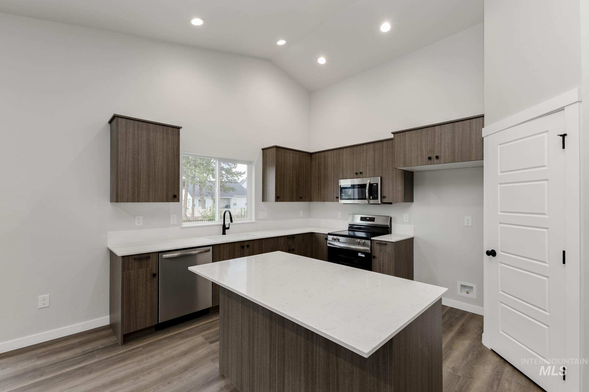 9464 W Blazing Star St, Nampa, Idaho 83687, 4 Bedrooms, 2 Bathrooms, Residential For Sale, Price $444,990, 98998487