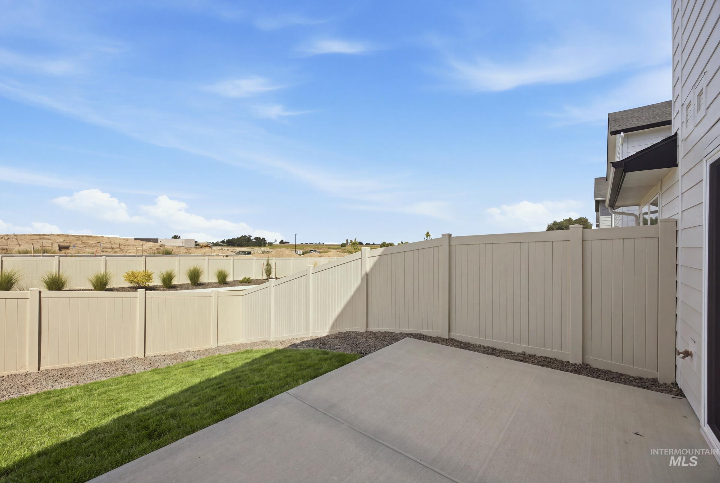 10878 Greensboro St, Caldwell, Idaho 83605, 3 Bedrooms, 2.5 Bathrooms, Residential For Sale, Price $369,990, 98998489