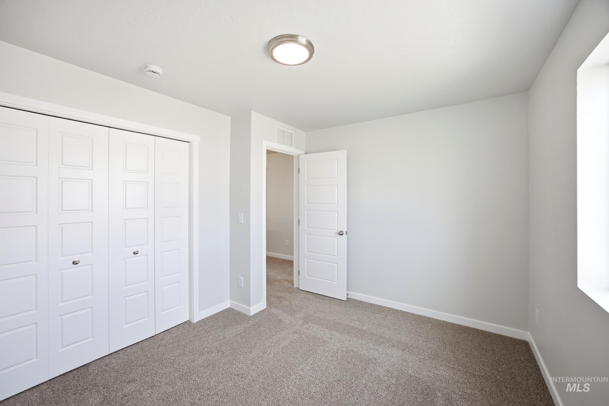 10866 Greensboro St, Caldwell, Idaho 83605, 3 Bedrooms, 2.5 Bathrooms, Residential For Sale, Price $370,990, 98998491