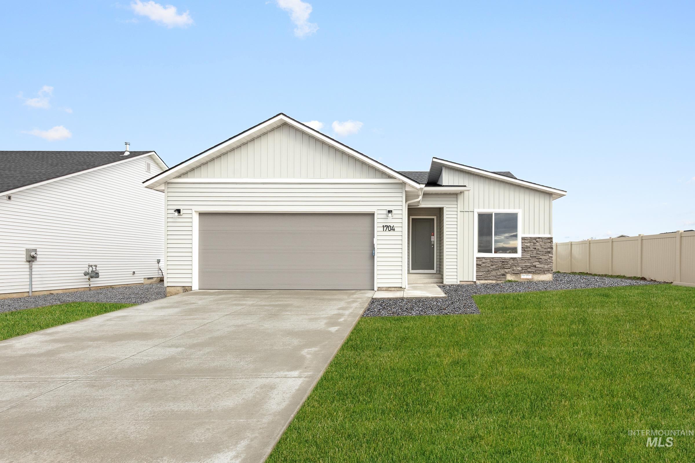 2606 N Chappy Way, Kuna, Idaho 83634, 3 Bedrooms, 2 Bathrooms, Residential For Sale, Price $419,990,MLS 98998494
