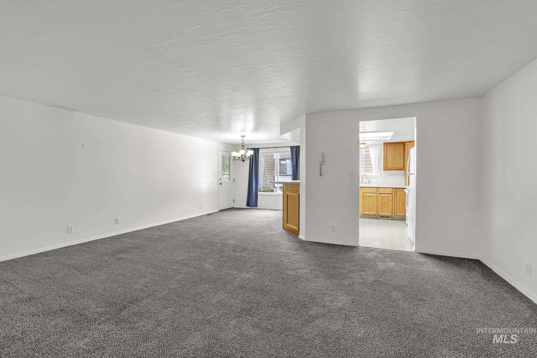 351 4 Elm St N, Twin Falls, Idaho 83301, 3 Bedrooms, 2 Bathrooms, Residential For Sale, Price $229,900,MLS 98998517