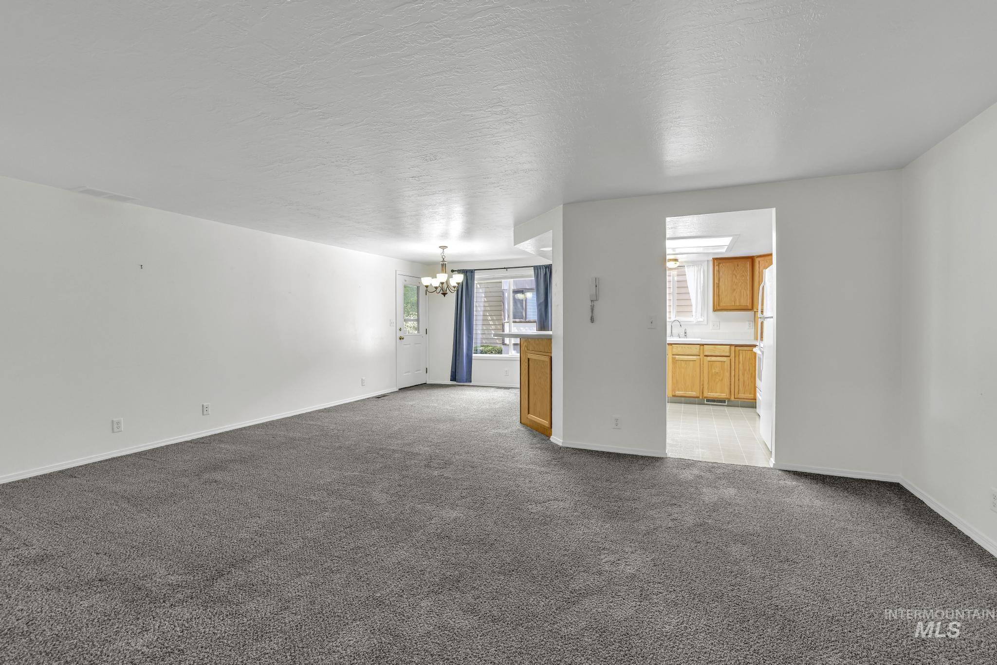 351 4 Elm St N, Twin Falls, Idaho 83301, 3 Bedrooms, 2 Bathrooms, Residential For Sale, Price $229,900,MLS 98998517