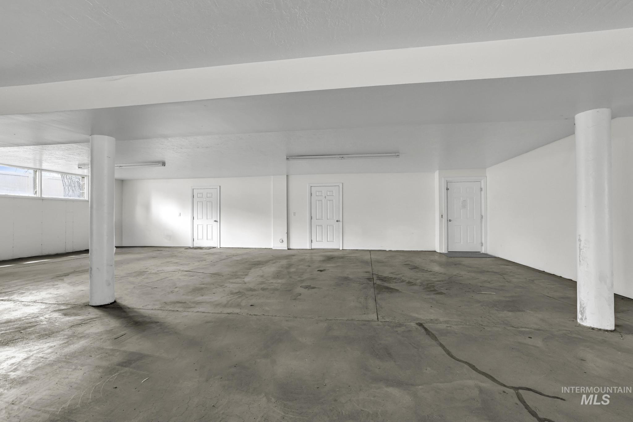 351 4 Elm St N, Twin Falls, Idaho 83301, 3 Bedrooms, 2 Bathrooms, Residential For Sale, Price $229,900,MLS 98998517