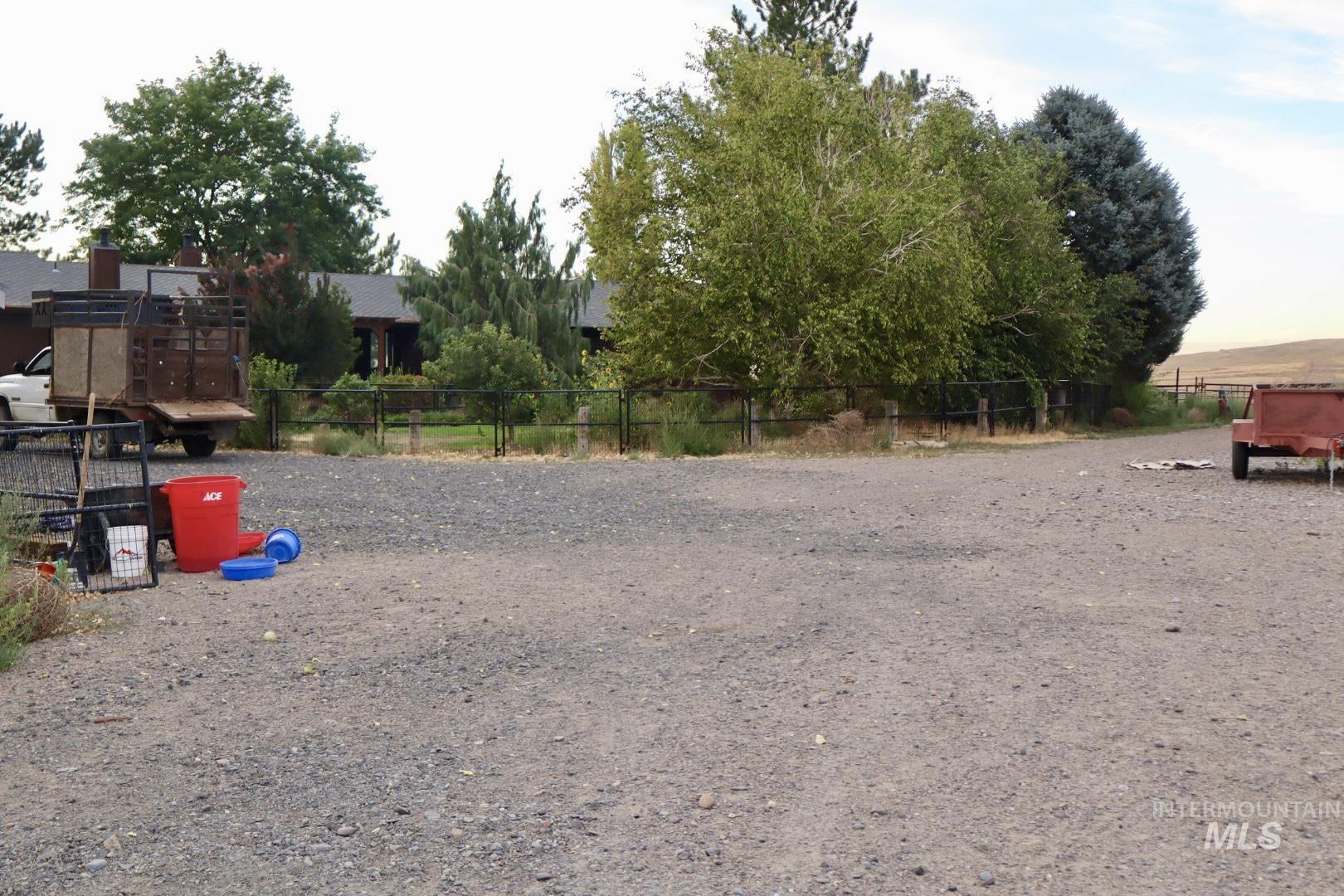 151 E 5600 N, Hagerman, Idaho 83332, 6 Bedrooms, 4 Bathrooms, Farm & Ranch For Sale, Price $1,800,000,MLS 98998526